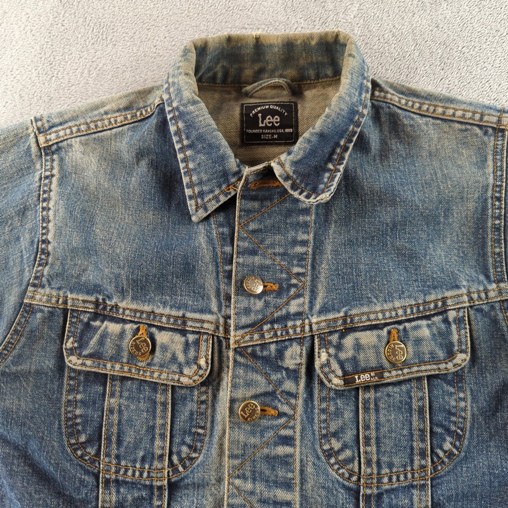 Lee Denim Jacket Womens Medium Blue Trucker Jean Coat Faded Distressed Cotton - Picture 2 of 11